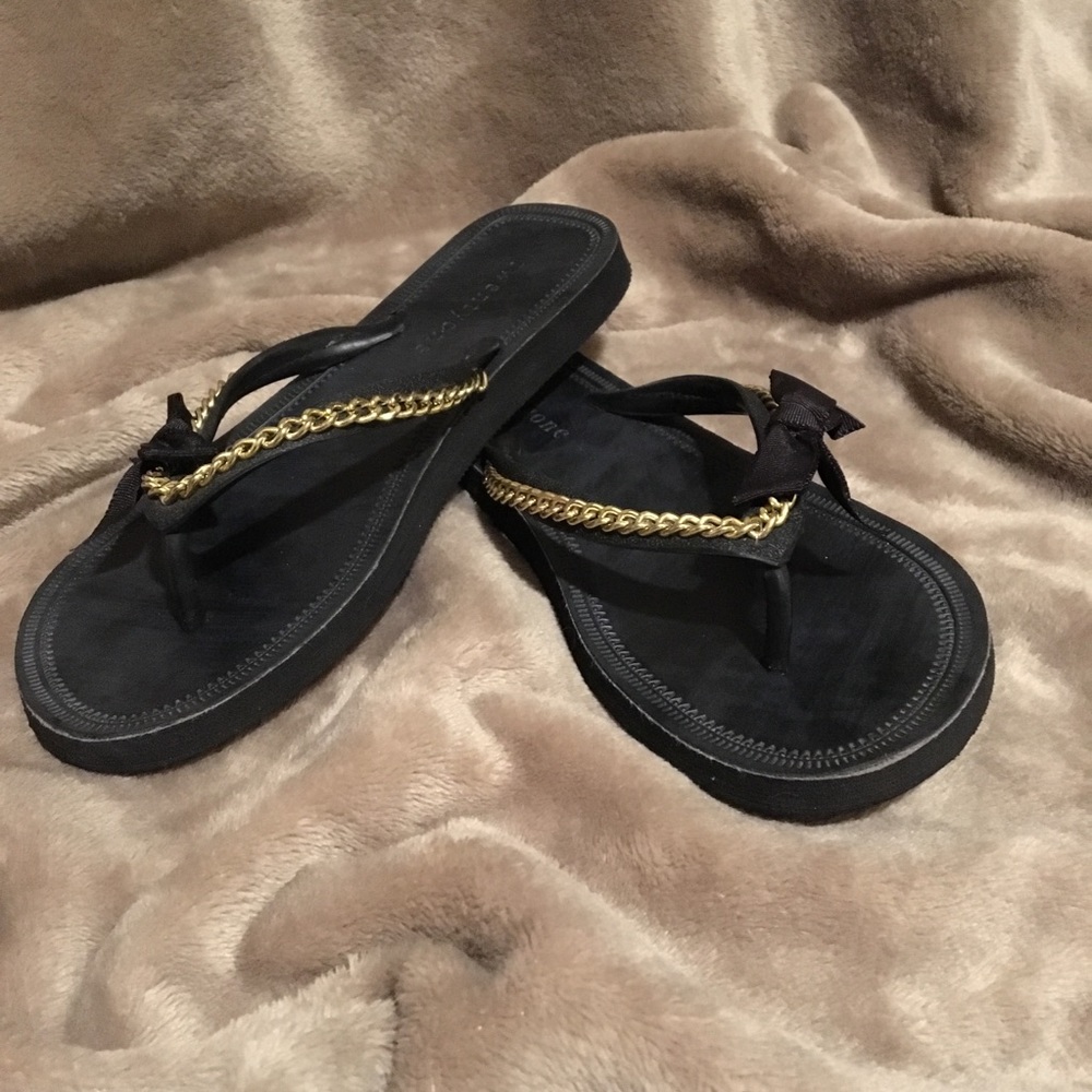 Forever 21 Flip Flops